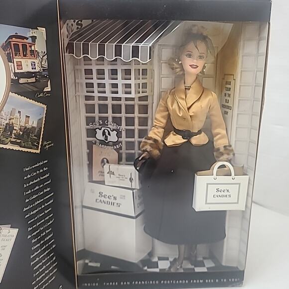 Mattel Barbie I Left My Heart in San Francisco See's Candie Special Edition 2001 - Picture 2 of 9